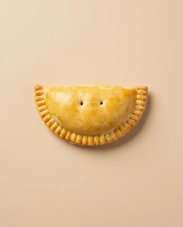 Empanada Pollo al jugo